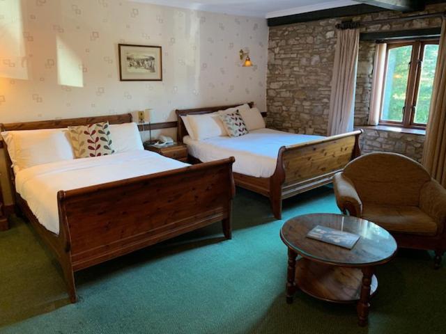 St Mary'S Hotel Golf & Country Club Pencoed Экстерьер фото